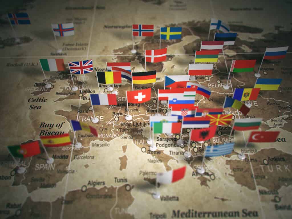 how to get European citizenship as an American