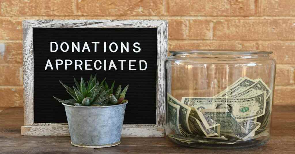 Charitable Contributions with US Citizenship 1024x536 1