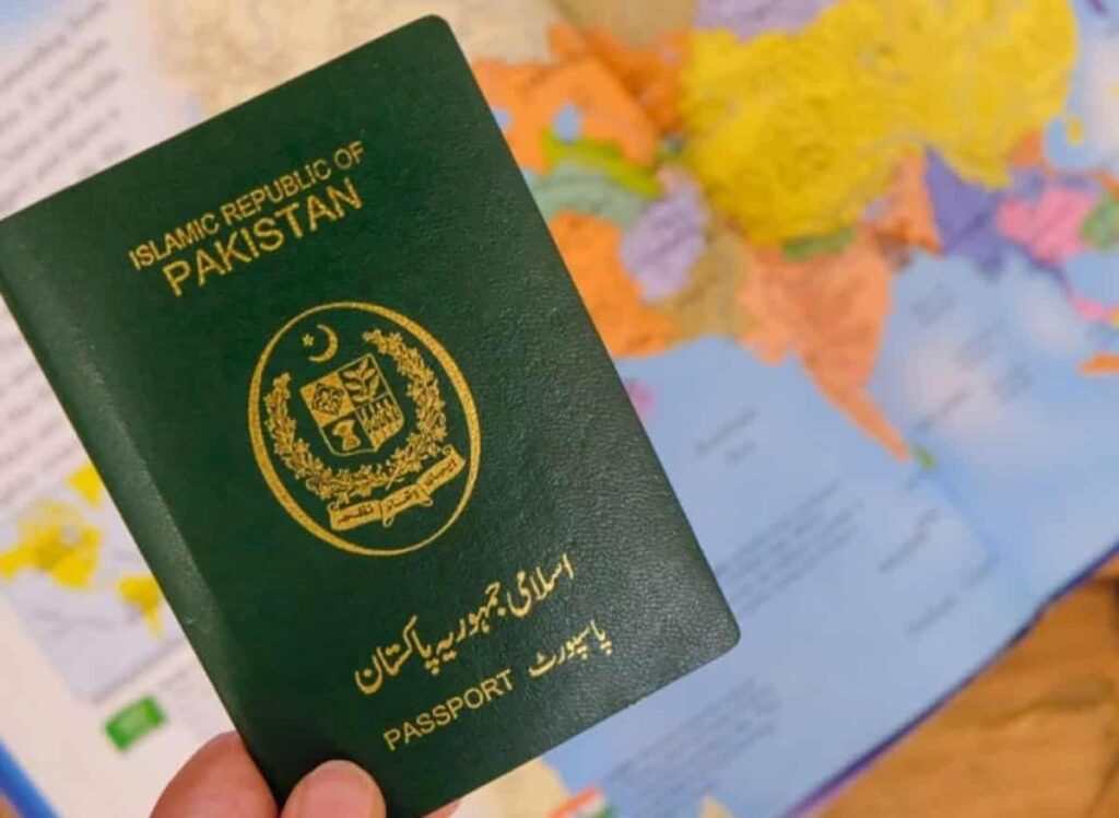 Pakistani Passport 1024x748 1
